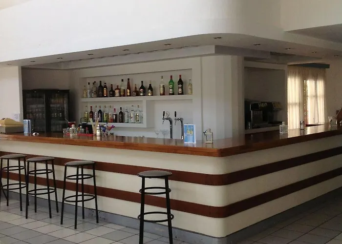 赫索尼索斯中心酒店 3*