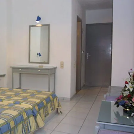 Central Hersonissos Hotel Готель Херсонісос