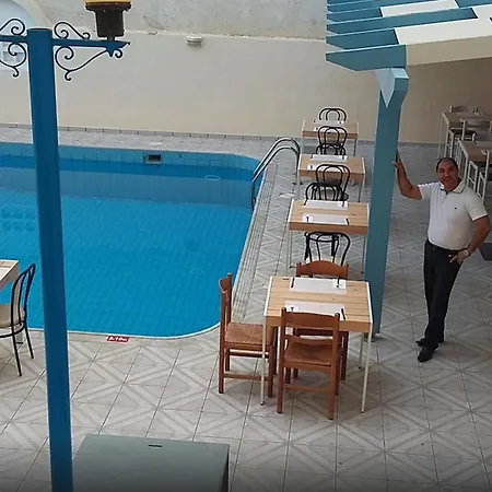 Central Hersonissos Hotel 3* Херсонісос