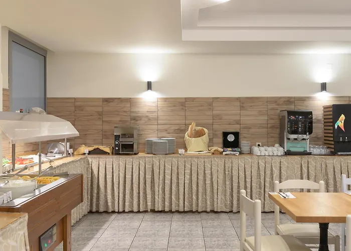 Отель Central Hersonissos Hotel 3*