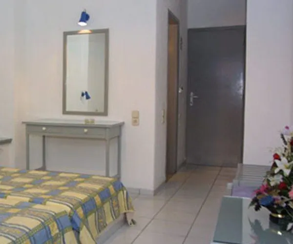 Central Hersonissos Hotel Готель Херсонісос